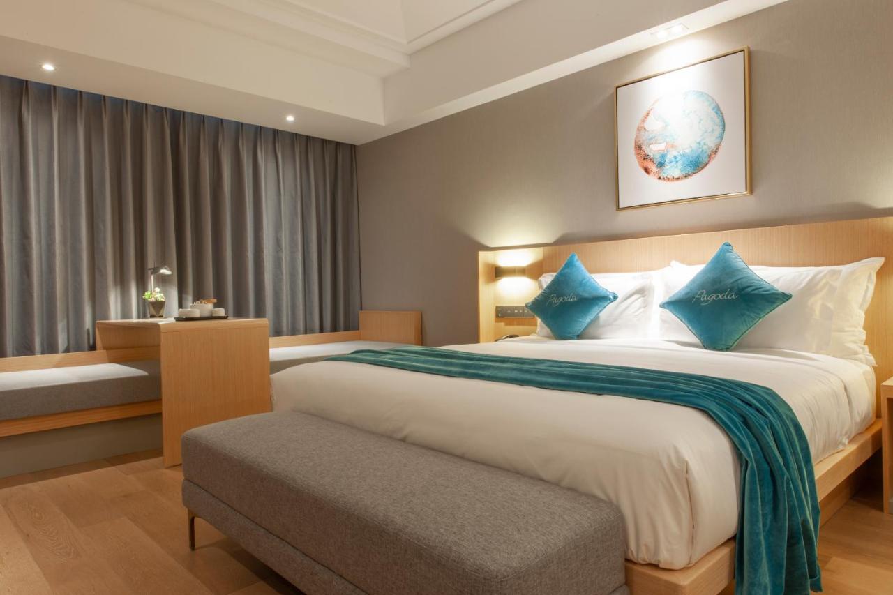 Shanghai Baixia Pagoda Hotel Экстерьер фото