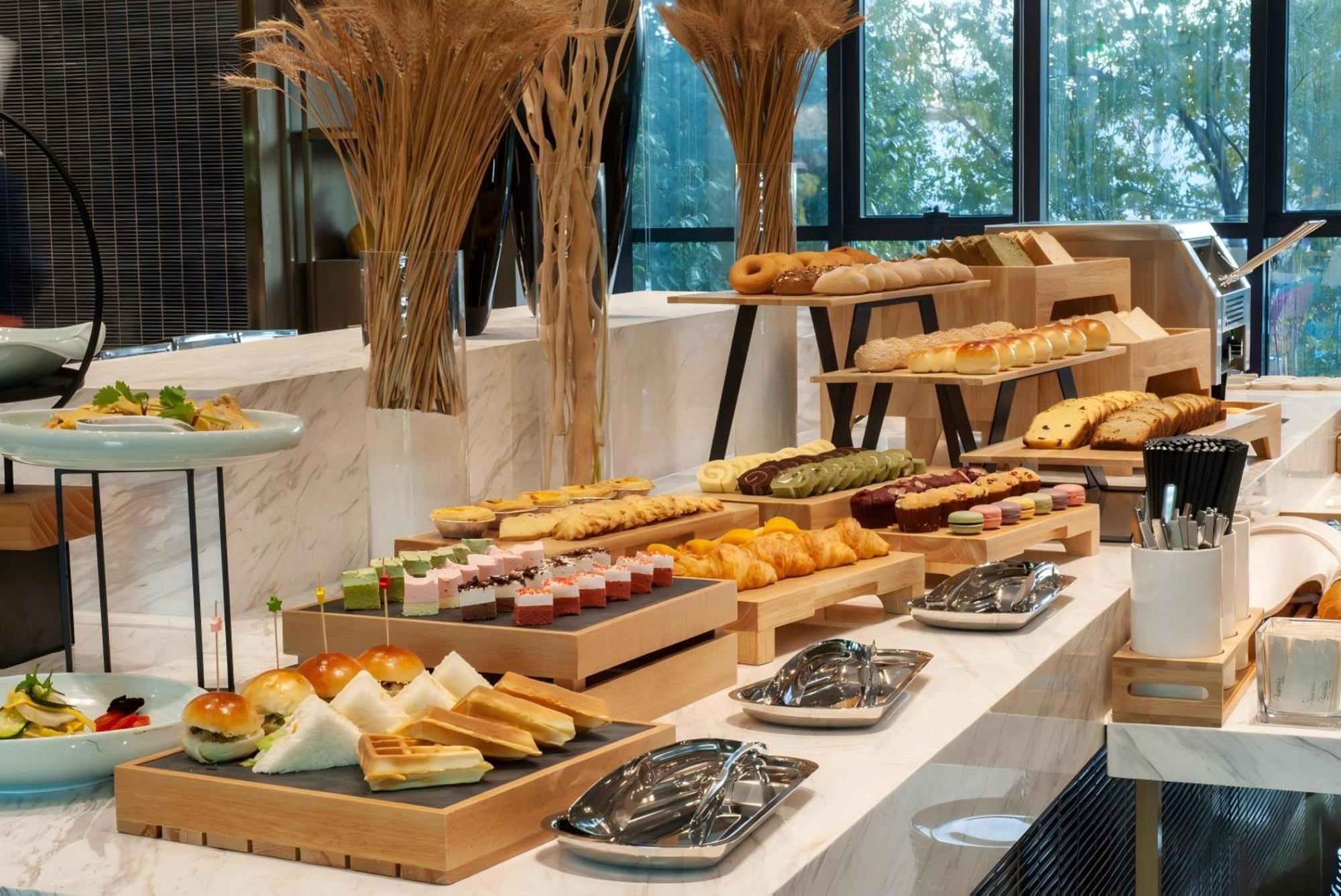 Shanghai Baixia Pagoda Hotel Экстерьер фото