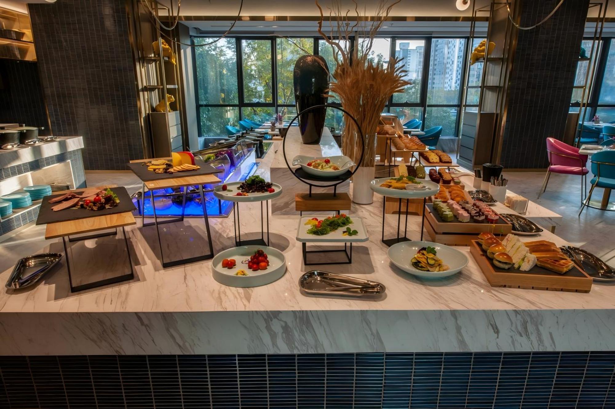 Shanghai Baixia Pagoda Hotel Экстерьер фото